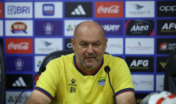 Ujian Berat Maung Bandung di Brawijaya, Bojan Hodak Ingatkan Ancaman Persik Kediri