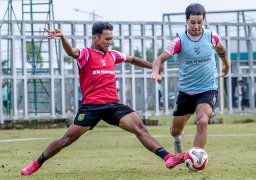 Persebaya Matangkan Fondasi Jelang Putaran Kedua, Tavares Fokus Adaptasi dan Kebugaran Pemain