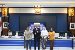 Rektor Untag Surabaya Raih Doktor Teknik Mesin, Dorong Inovasi Material Ramah Lingkungan