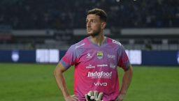 Musim yang Terhenti Lebih Cepat: Adam Przybek dan Ujung Jalan di Persib