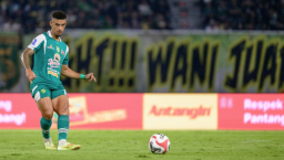 Lautan Hijau GBT Membius Jefferson Silva, Persebaya Terhenti di Hadapan Dewa United
