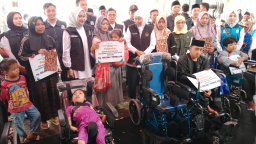 Gubernur Khofifah Hadir di Glenmore: Rp5,2 Miliar Bantuan Sosial dan Ekonomi Digelontorkan untuk Warga Banyuwangi