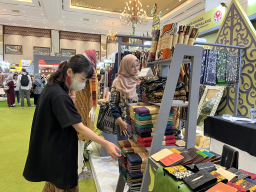 UMKM Jateng Unjuk Gigi di Inacraft 2026