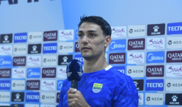 Barba Bakar Semangat PERSIB: GBLA Harus Jadi Neraka bagi Ratchaburi