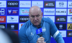 PERSIB Dikejar Waktu, Hodak Siapkan Strategi Khusus Hadapi Madura United