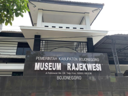 Museum Rajekwesi Bojonegoro, Wisata Sejarah Gratis yang Hidupkan Ingatan Masa Lalu