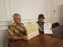 Diduga Cacat Hukum, Warga Graha Family Protes Izin Operasional The Nook Cafe Surabaya