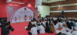 Untag Surabaya Ajak 110 Anak Yatim Rasakan Suasana Kampus Lewat Buka Puasa dan Santunan Ramadan