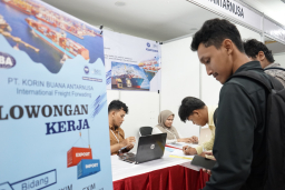 Pemkot Surabaya Perkuat Akses Kerja dan Ekspor, Prioritaskan Warga Ber-KTP Lama