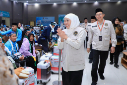 Kloter Pertama Haji 2026 Diberangkatkan dari Surabaya, 380 Jemaah Asal Probolinggo Menuju Madinah