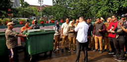 Tata Ulang Sistem Sampah, Eri Tekankan Hitungan Berbasis Data hingga Level RW