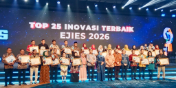 Penghargaan East Java Innovative Education Summit 2026: Khofifah Dorong Inovasi Pendidikan dan SDM Berdaya Saing Global