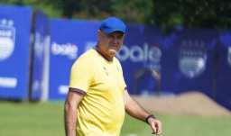 Persib Tak Gentar Hadapi Persija di Samarinda, Bojan Hodak Pastikan Maung Bandung Siap Tempur