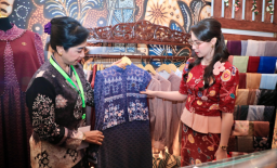 Buka BBA Fair 2026, Ketua Dekranasda Jatim Tegaskan UMKM Naik Kelas Jadi Fondasi Scale Up Produk