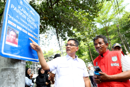 Pemkot Surabaya Tempel Foto Jukir di Rambu Digital, Warga Diminta Tolak Jika Identitas Tak Sesuai