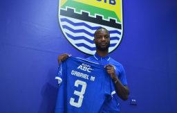 PERSIB Resmikan Gabriel Mutombo, Bek Prancis Siap Kokohkan Tembok Maung Bandung