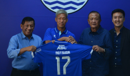 Resmi Berseragam PERSIB, Gakuto Notsuda Pilih Nomor 17 dan Siap Sambut Tantangan di Liga Indonesia