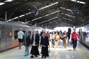 Kasus Covid-19 Meningkat, KAI Tegaskan Patuhi Ketentuan Pemerintah