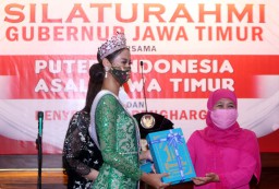 Silaturahmi Gubernur Jatim Dengan Puteri Indonesia 2020