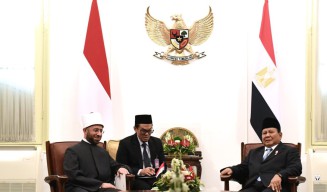 Presiden RI Prabowo Subianto Terima Kunjungan Utusan Khusus dari Mesir dan PEA di Istana Merdeka