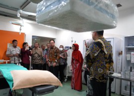Menkes Apresiasi RSUD Haji Surabaya yang Sukses Integrasikan Layanan ke SatuSehat