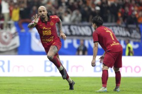 Gustavo Almeida: Hat-trick Kedua di JIS dan Dedikasi untuk Tim