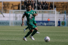 Aji Santoso Minta Pemain Segera Keluar Dari Situasi Sulit