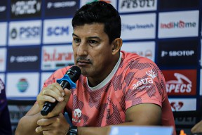 Alfredo Vera Ingin Persita Curi Poin Penuh