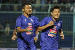 Arema Setuju Liga 1 Dilanjutkan dengan Catatan
