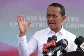 Presiden Dorong Percepatan Pengembangan Ekosistem Baterai Listrik