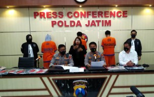 Siber Ditreskrimsus Polda Jatim Gerebek Kantor Pinjol di Sidoarjo dan Surab