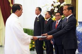 Presiden Jokowi Terima Surat Kepercayaan dari Sepuluh Duta Besar Negara Sahabat
