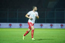 Cedera, Bek Persija Marco Motta Absen Lawan Bhayangkara Solo FC