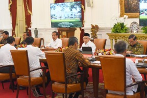 Presiden Minta Pusat, Daerah, dan BUMN Kolaborasi Integrasikan Moda Transportasi Jabodetabek