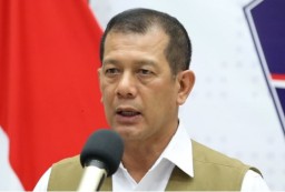 Ketua Gugus Tugas Umumkan Prakondisi Pembukaan Sembilan Sektor