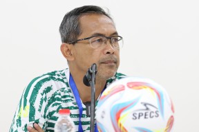Fokus Curi Hasil Positif, Aji Santoso Lupakan Hasil Di Laga Uji Coba