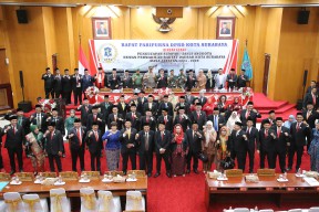 50 Anggota DPRD Kota Surabaya Periode 2024-2029 Resmi Dilantik, Wali Kota Eri Cahyadi Harap Sinergitas Terjalin Erat