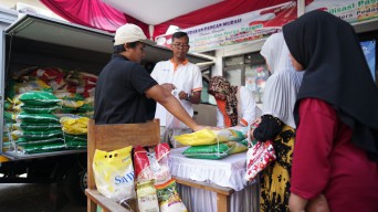 Stabilkan Harga, Pemprov Jateng Gulirkan Rp350 Juta untuk Fasilitasi Distribusi Beras dan Telur