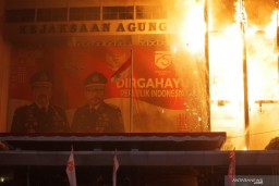 Ruang Kerja Jaksa Agung Sanitiar Burhanudin ikut terbakar