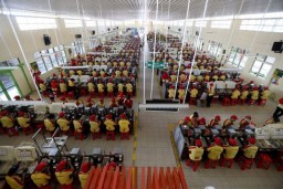Karyawan Rokok Sampoerna Terindikasi Corona, Di-tes Swab