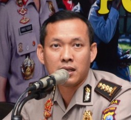 Kapolri Naikan Pangkat 77 Pati Polri