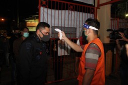 Kapolda Jatim Tinjau Kampung Tangguh di Wilayah Polres Tanjung Perak