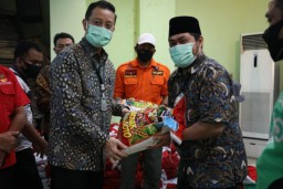 Kemensos Gandeng Gerakan Pemuda Ansor dan GAMKI Distribusikan Bantuan