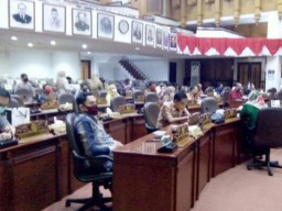 Belum Jelas, DPRD Surabaya Minta Proyek UINSA II Dihentikan