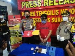 Nyambi Jual Sabu, Driver Ojol Ditangkap Polisi