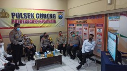 Kapolda Jatim: Bhabinkamtibmas Jadi Ujung Tombak Penanganan Covid-19