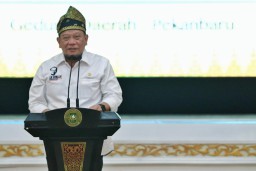 Ketua DPD RI Kenalkan Tagline Dari Daerah Untuk Indonesia