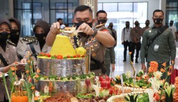Irjen Fadil Imran Berharap Polwan Polda Jatim Tingkatkan Kinerja