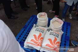Perum Bulog Divre Maluku Siap Salurkan Beras 180 Ton untuk KPM-PKH