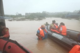 Hujan Lebat sejak Jumat, Tanjung Pinang Dikepung Banjir